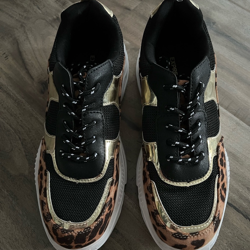 Express Sneakers